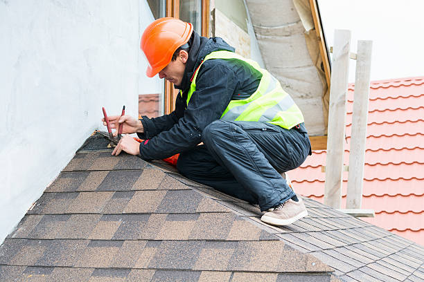 Roof Gutter Cleaning in Eureka, CA